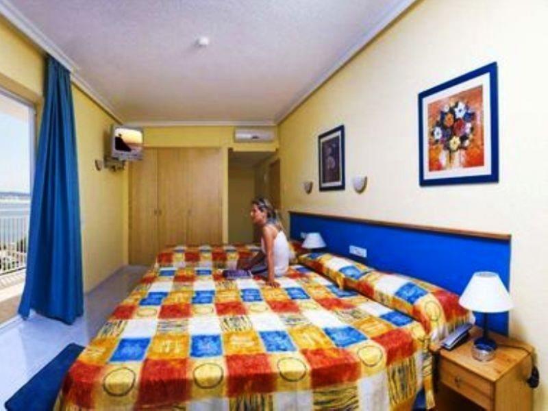 Aparthotel Vibra Sanan - Adults Only San Antonio  Exteriör bild