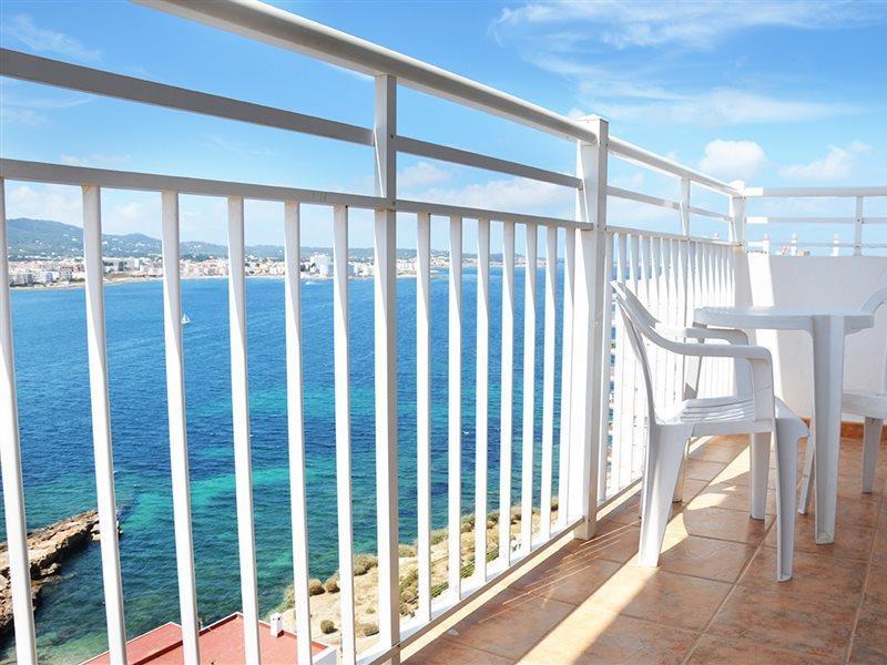Aparthotel Vibra Sanan - Adults Only San Antonio  Exteriör bild