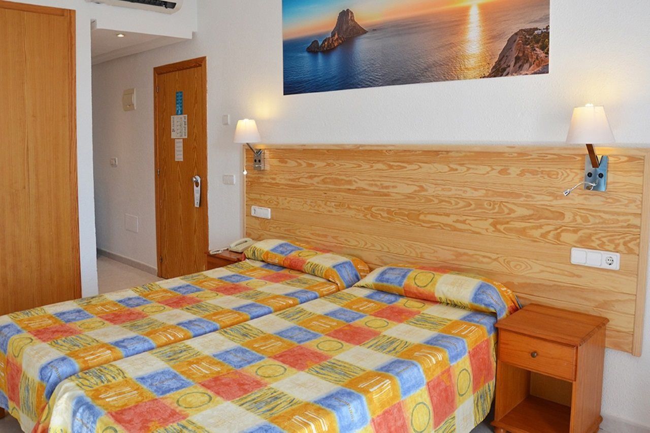 Aparthotel Vibra Sanan - Adults Only San Antonio  Exteriör bild